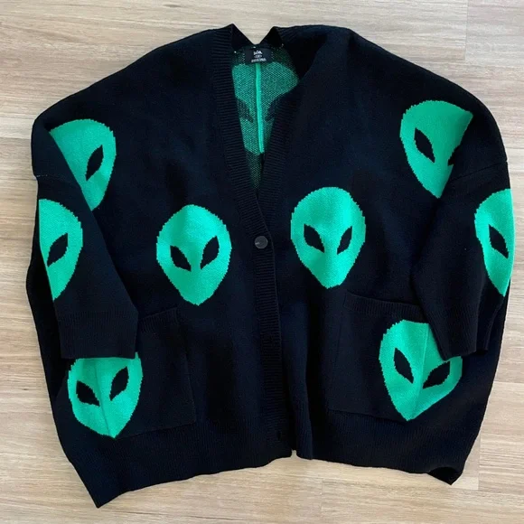 Too Cool For You Oversized Alien Cardigan - Picture 3 of 5